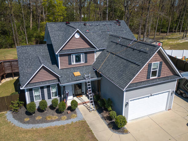 Best Roof Maintenance and Cleaning  in Lyndhurst, OH